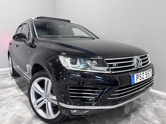 Volkswagen Touareg 2 of 30