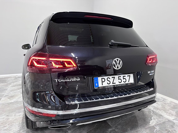 Volkswagen Touareg 7 of 30