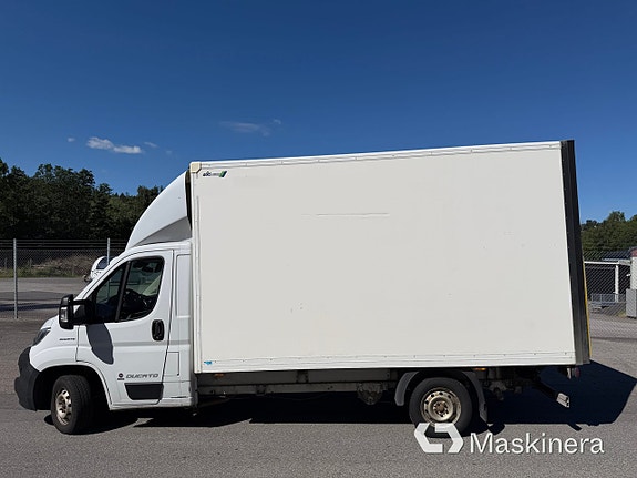 Skåpbil Fiat Ducato 130 MultiJet 2,3 D med bakgavellyft 8 of 27