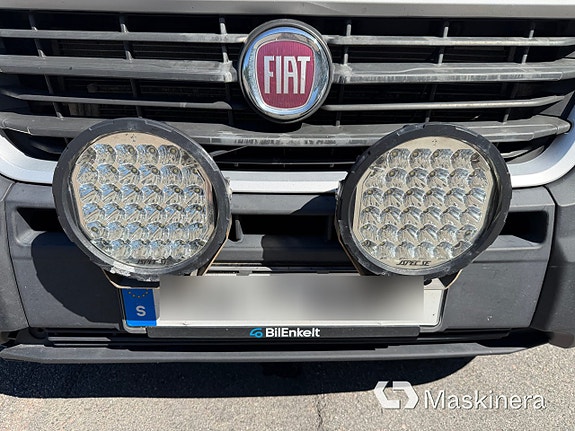 Skåpbil Fiat Ducato 130 MultiJet 2,3 D med bakgavellyft 27 of 27