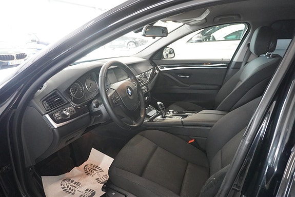 BMW 523i 7 of 9