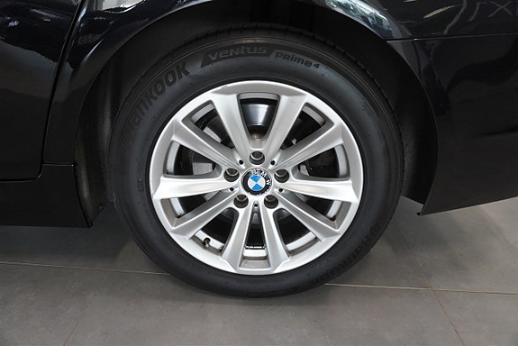 BMW 523i 9 of 9