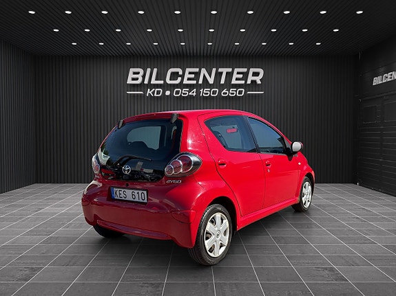 Toyota Aygo 7 of 17