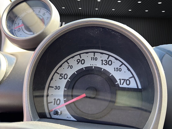 Toyota Aygo 16 of 17