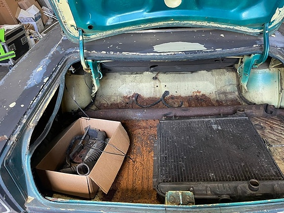 Plymouth GTX 4 of 6