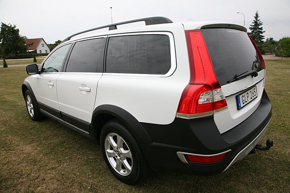 Volvo XC70 9 of 20