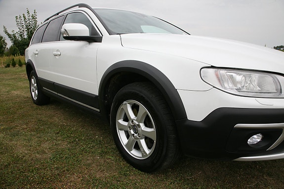 Volvo XC70 6 of 20