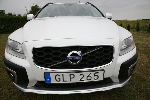 Volvo XC70 3 of 20