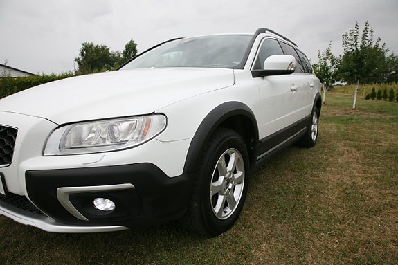 Volvo XC70 4 of 20