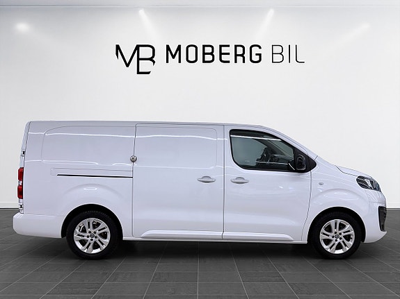 Opel Vivaro-e 4 of 15