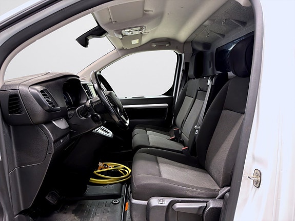 Opel Vivaro-e 8 of 15