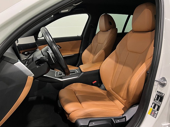 BMW 330e 8 of 30