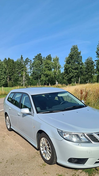 Saab 9-3 4 of 5