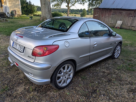 Peugeot 206 CC 3 of 14
