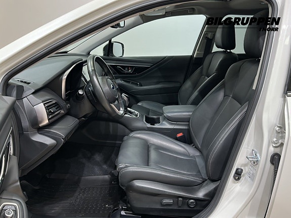 Subaru Outback 8 of 20