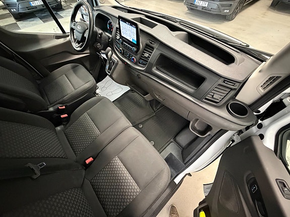 Ford Transit 23 of 25