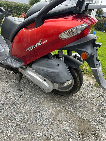 Kymco Grand Dink 250 5 of 7