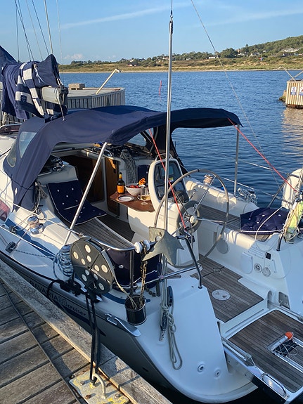 Bavaria 31 Cruiser - 2008 4 of 5