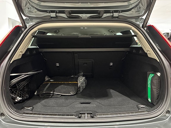 Volvo V60 13 of 15