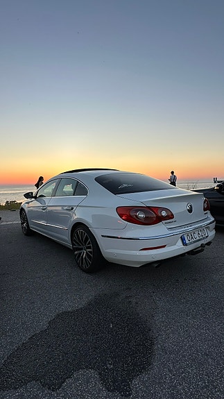 Volkswagen Passat CC 4 of 7