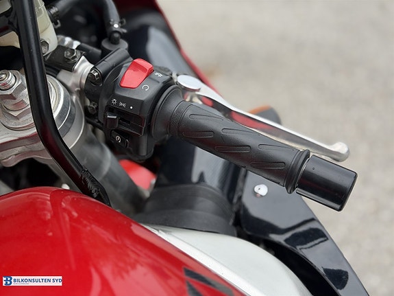 Suzuki Cycles GSX-R 750 0.75 Manuell, 98hk 9 of 14