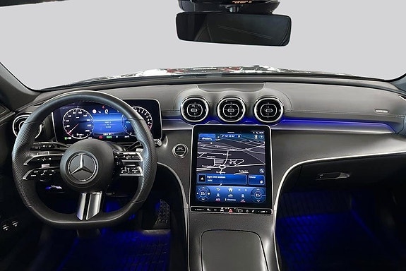 Mercedes-Benz C300 7 of 20