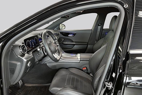 Mercedes-Benz C300 8 of 20