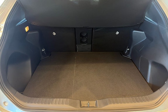 Toyota Yaris Cross 8 of 13