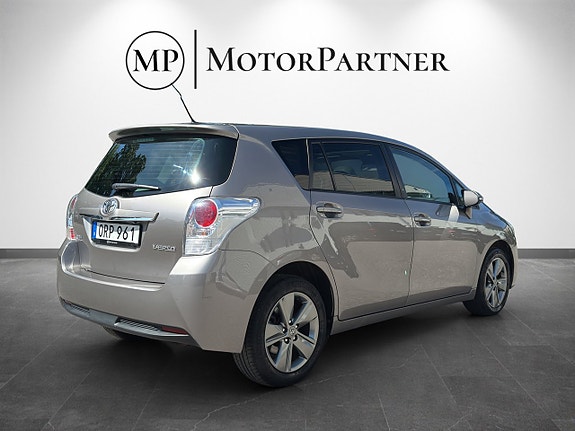 Toyota Verso 7 of 19