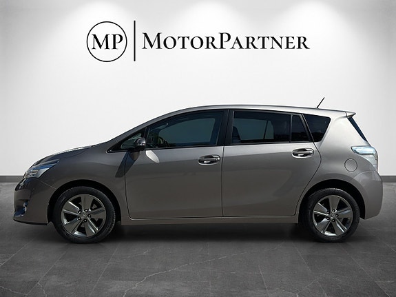 Toyota Verso 4 of 19