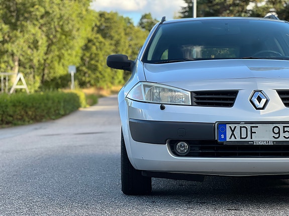 Renault Megane II 7 of 9