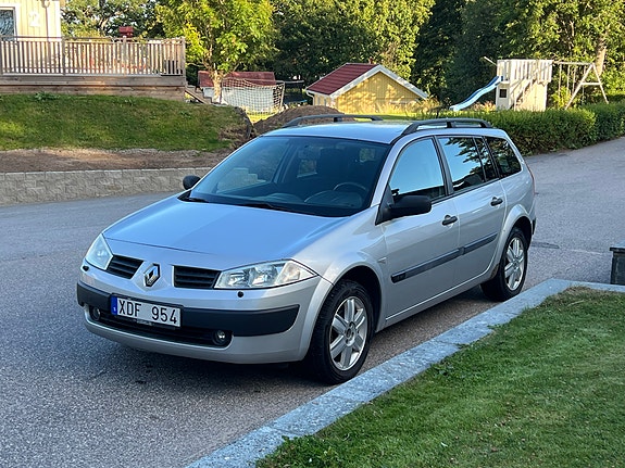 Renault Megane II 3 of 9