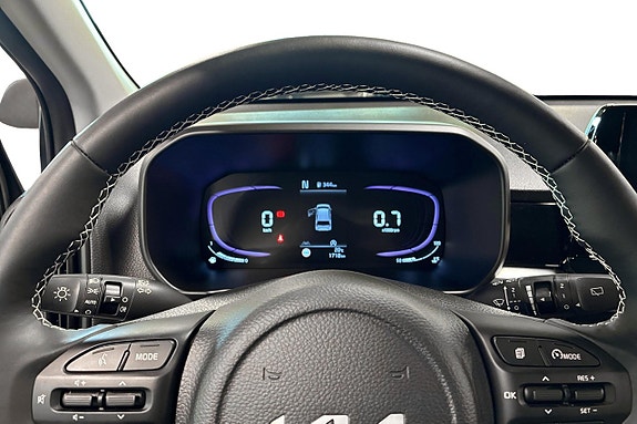 Kia Picanto 12 of 24