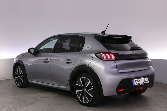Peugeot e-208 4 of 27