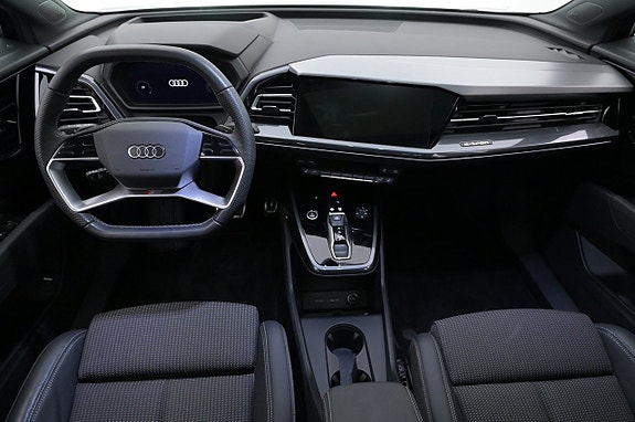 Audi Q4 e-tron 6 of 27