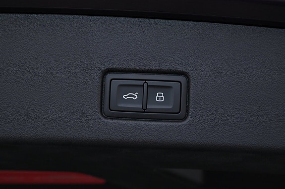 Audi Q4 e-tron 23 of 27