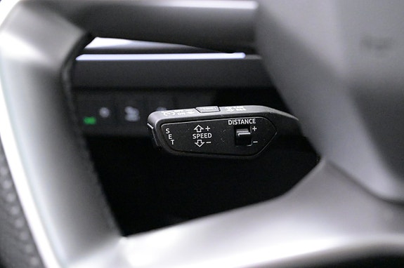 Audi Q4 e-tron 8 of 27