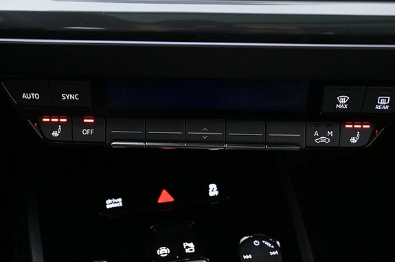 Audi Q4 e-tron 17 of 27