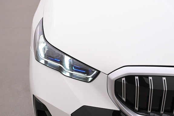 BMW i5 26 of 27