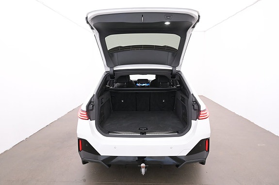 BMW i5 22 of 27
