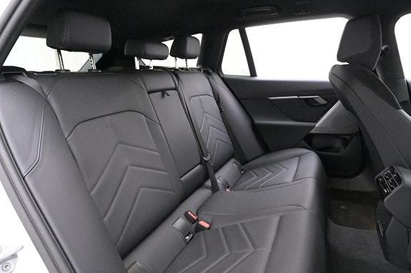 BMW i5 21 of 27