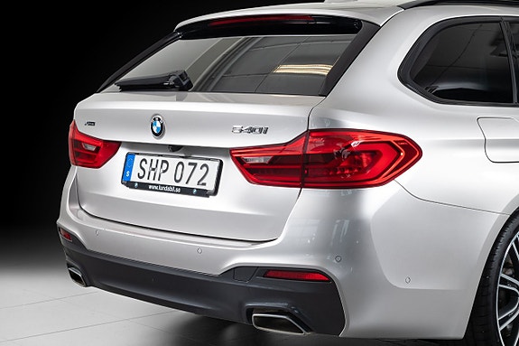 BMW 540i 6 of 23