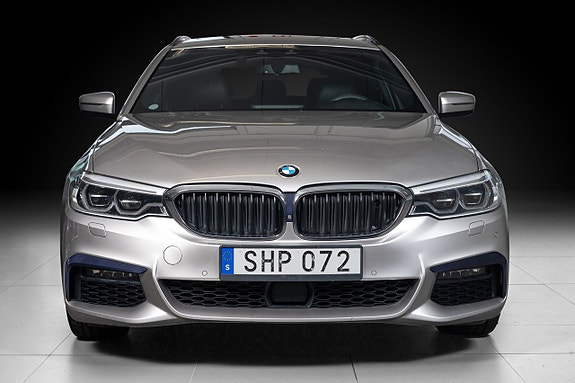 BMW 540i 4 of 23