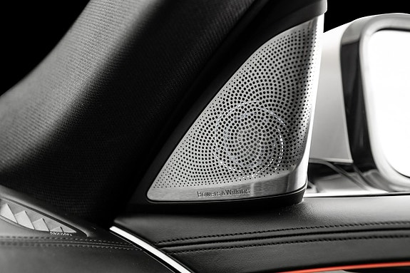 BMW 540i 15 of 23