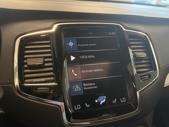 Volvo XC90 11 of 18