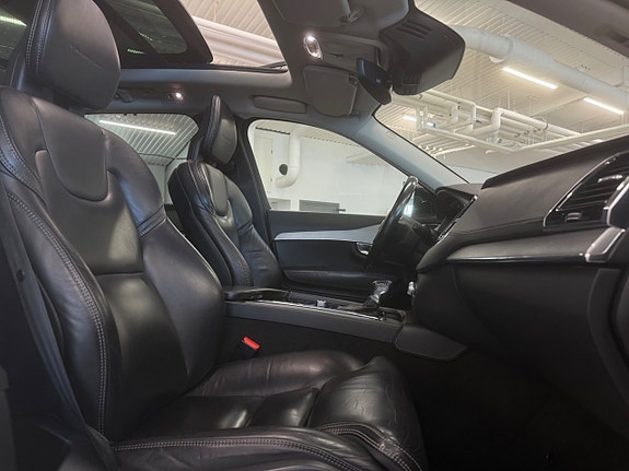 Volvo XC90 6 of 18