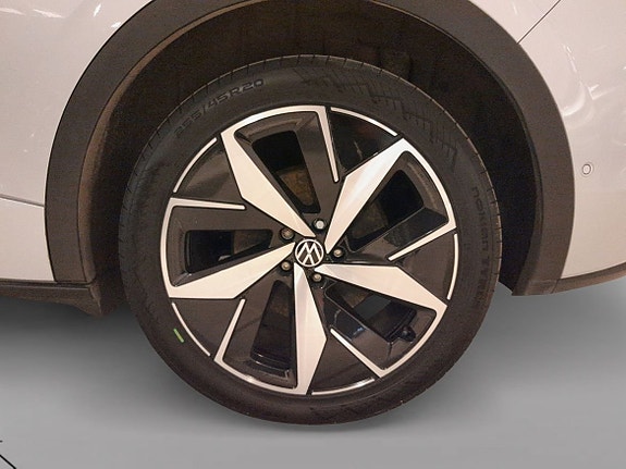 Volkswagen ID.4 GTX 9 of 15