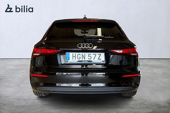 Audi A3 4 of 13
