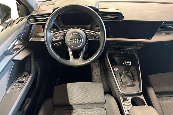 Audi A3 8 of 13