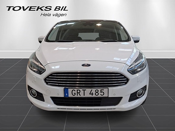 Ford S-MAX 8 of 16